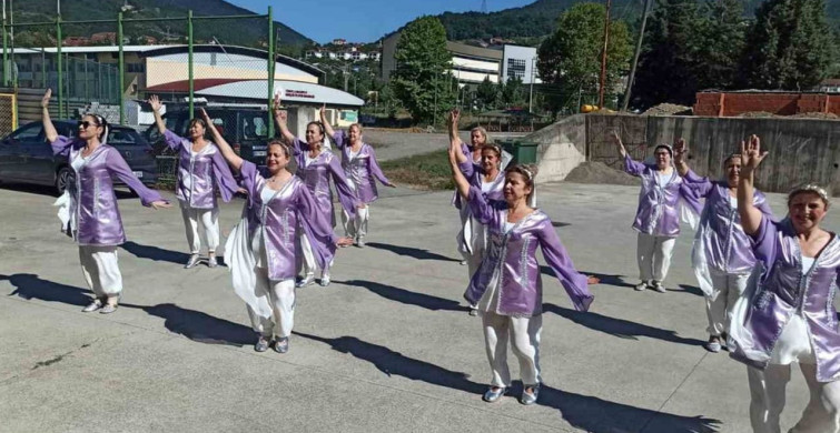 Devrek halk oyunları ekibi Makedonya yolcusu