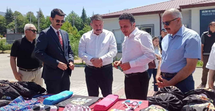 Devrek’te öğrencilere havuz malzemeleri hediye edildi