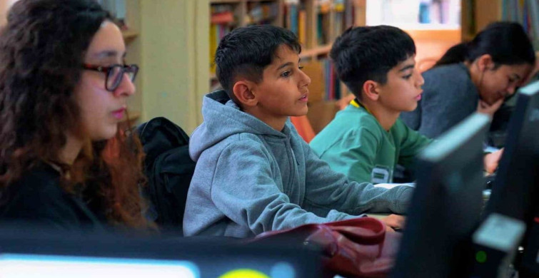 Didim Belediyesi Halk Kütüphanesi Gençlerin Buluşma Noktası