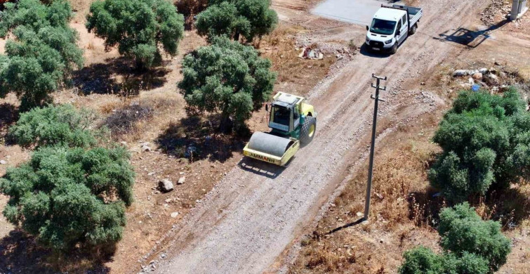Didim'de yol çalışmaları sürüyor