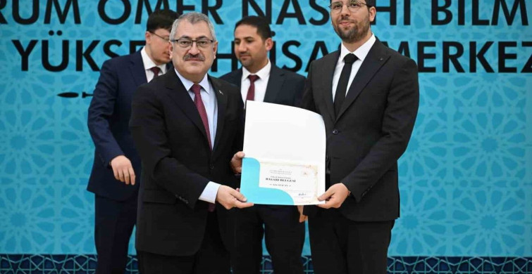 Dini Yüksek İhtisas Eğitim Merkezi Dördüncü Dönem Mezunlarını Verdi