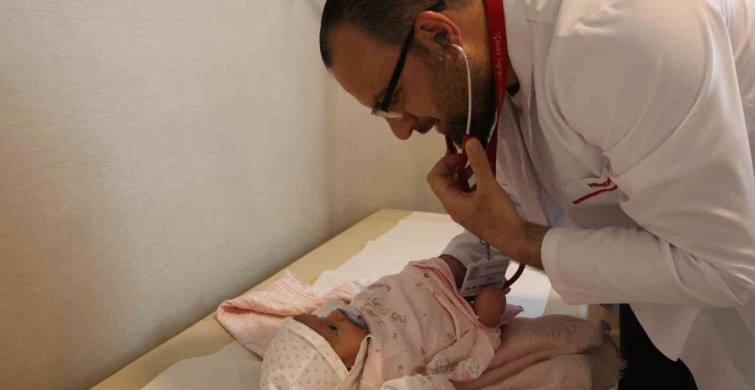 Diyafram Fıtığıyla Doğum Özellikle Başarıyla Gerçekleşti