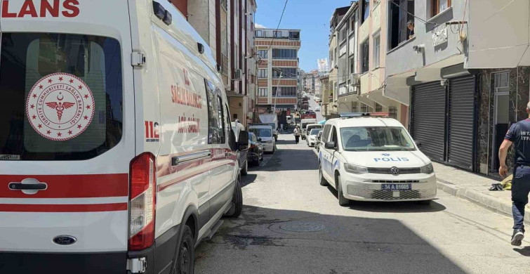 Diyaliz hastası Arnavutköy'de evinde mahsur kaldı
