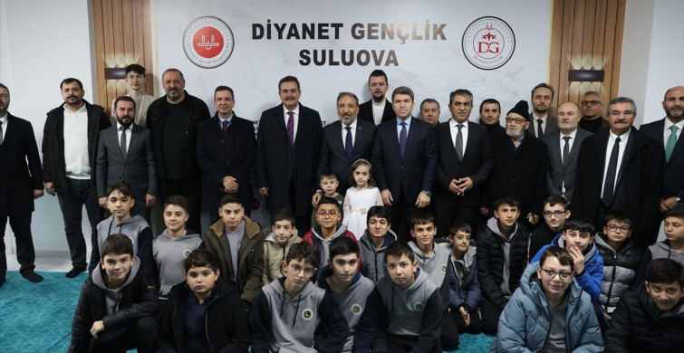 Diyanet İşleri Başkanı Arpaguş, Amasya'daki Mehmetçik Camisi'nin Açılışını Yaptı