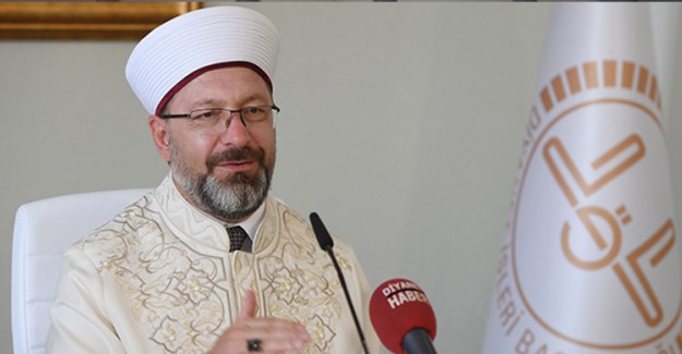 Diyanet İşleri Başkanı Erbaş KKTC'den Gelen Öğrencilerle Buluştu