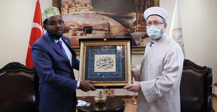 Diyanet İşleri Başkanı Erbaş, Somali Din Ve Evkaf Bakanı İle Görüştü