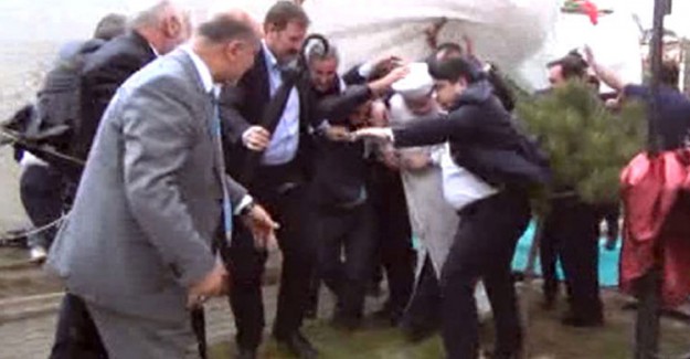 Diyanet İşleri Başkanı Görmez Ölüm Tehlikesi Atlattı