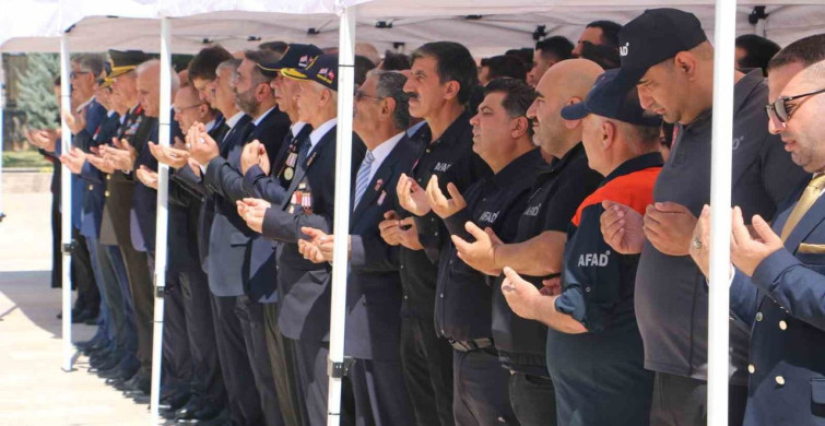 Diyarbakır hava şehitliğinde 15 temmuz anma programı