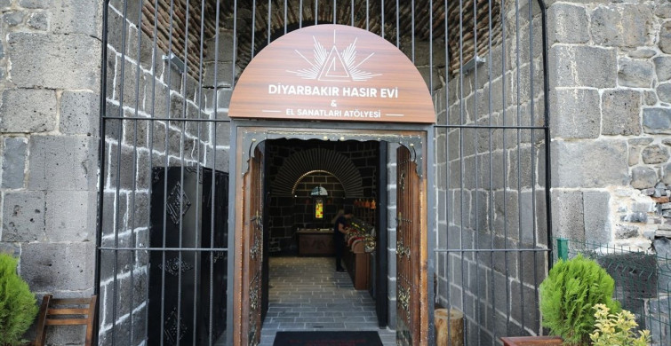 Diyarbakır Surları'nda Geleneksel Takı Üretim Atölyesi Açıldı