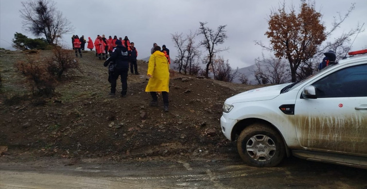 Diyarbakır'da 84 Yaşındaki Zihinsel Engelli Birey İçin Arama Çalışmaları Devam Ediyor