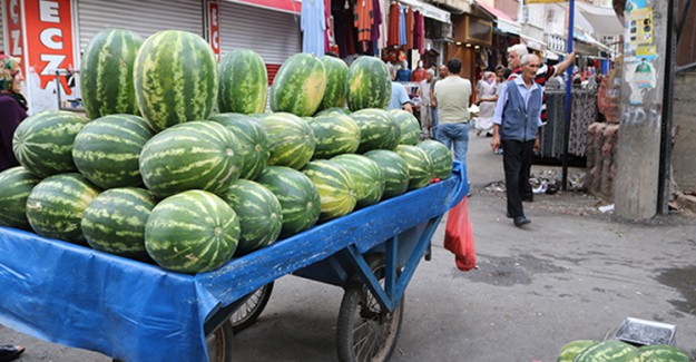 Diyarbakır'da Baba ve Oğluna Silahlı Saldırı: 1 Yaralı