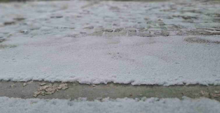 Diyarbakır'da Dolu Yağışı Hayatı Olumsuz Etkiledi