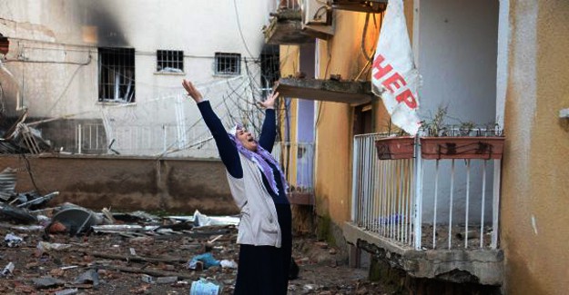 Diyarbakır'da 1 Şehit, 5 Ölü, 38 Yaralı!
