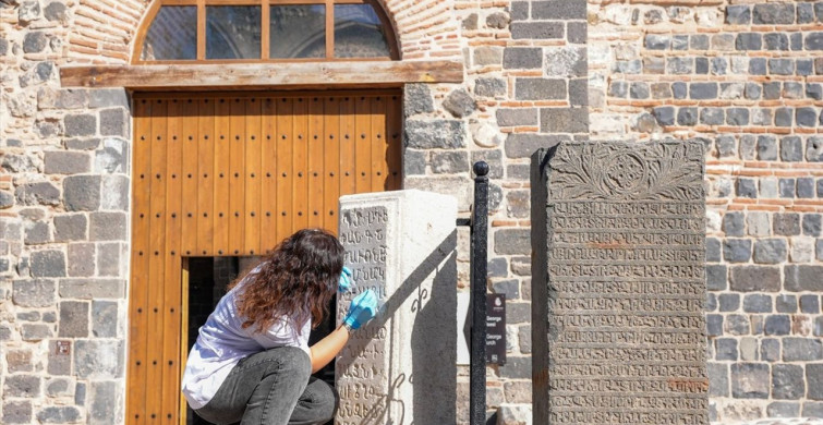 Diyarbakır'da İnşaatta Bulunan Mezar Kapağı İncelenecek