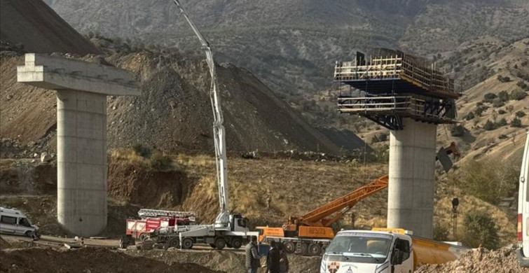 Diyarbakır'da Köprü İnşaatında Facia: 3 İşçi Hayatını Kaybetti