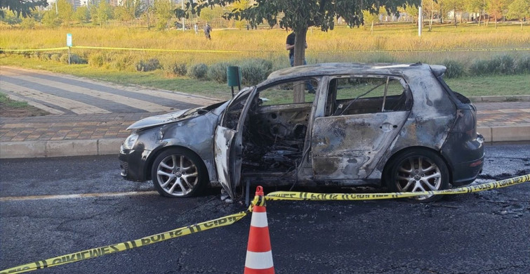 Diyarbakır'da Silahlı Kavga: 1 Yaralı ve Bir Araç Ateşte Kaldı
