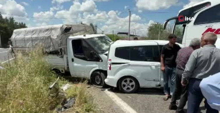 Diyarbakır'da Trafik Kazası: 4 Yaralı