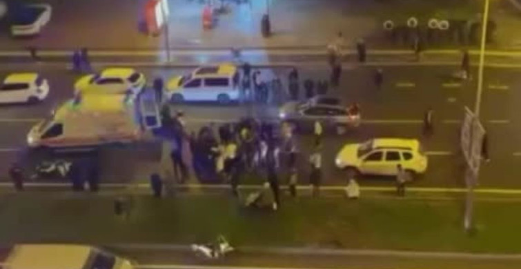 Diyarbakır'da Trafik Kazası: Otomobil Motosiklete Çarptı