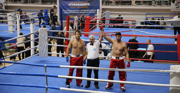 Diyarbakır'da Türkiye Kick Boks Şampiyonası Başladı