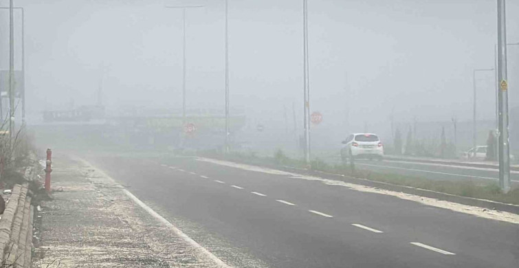 Diyarbakır’da Yoğun Sis Trafiği Olumsuz Etkiliyor