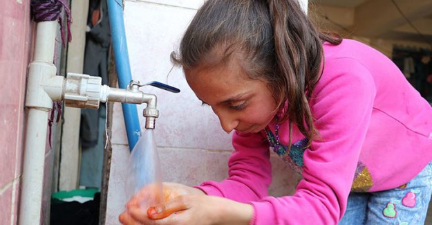 Diyarbakır'daki Güroluk Mahallesi 20 Yıl Sonra Temiz Suya Kavuştu