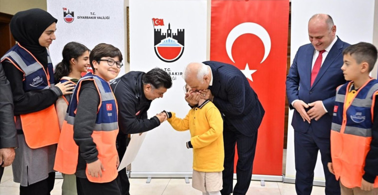 Diyarbakır'dan Gazze'ye Yardım Seferberliği