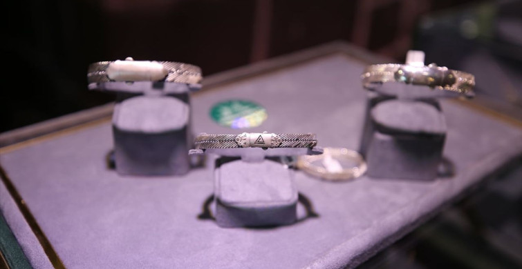 Diyarbakır'ın Geleneksel Hasır Bileziği Artık Erkekler İçin Üretiliyor