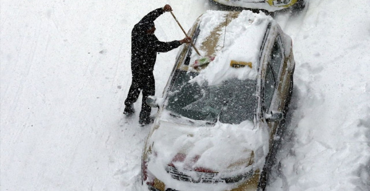 Doğu Anadolu'da Kar Yağışı Ulaşımı Olumsuz Etkiledi