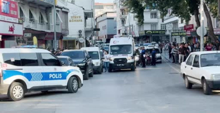 Doğum günü pastasıyla yürüyen kişi silahlı saldırıya uğradı
