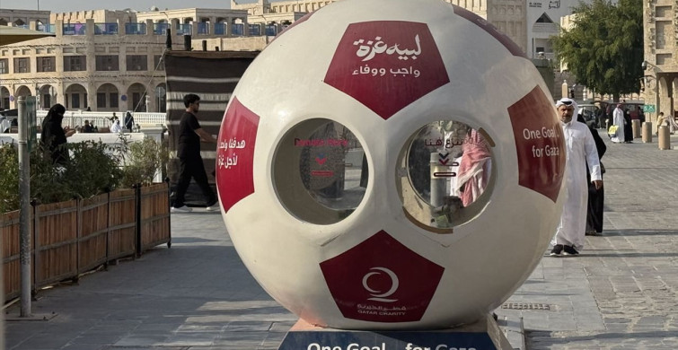 Doha'da Gazze İçin Hayır Kumbarası