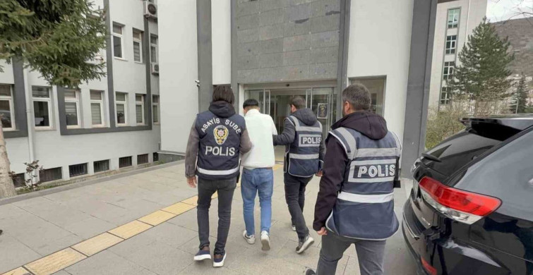 Dolandırıcı, 2.3 Milyon TL ile Kaçarken Yakalandı