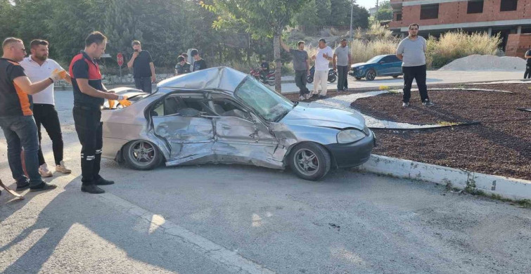 Domaniç’te trafik kazası: iki yaralı