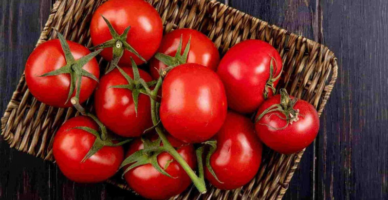 Domatesin aslında göründüğü kadar masum olmadığını biliyor musunuz? Domatesin sağlığa zarar ve yan etkileri