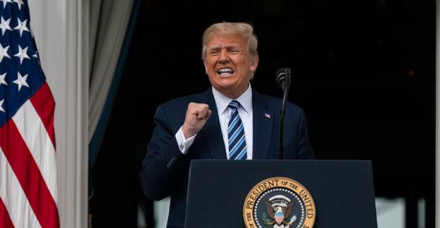 Donald Trump Beyaz Saray'da Miting Yaptı