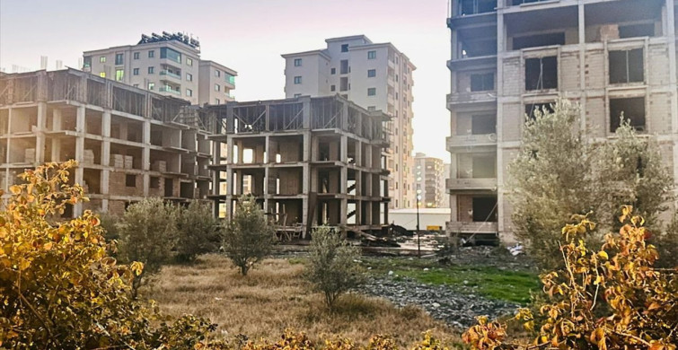 Dörtyol'da İnşaat Kazası: Bir İşçi Hayatını Kaybetti