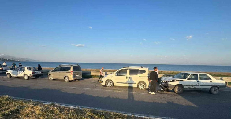 Düğün Konvoyunda Zincirleme Kaza: 3 Yaralı