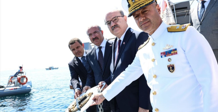 Dumlupınar Şehitleri Çanakkale Boğazı'nda Anıldı