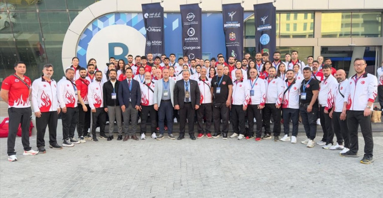 Dünya Büyükler Kick Boks Şampiyonası'nda Türk Sporcular Başarı Gösterdi