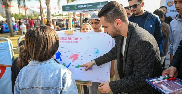 Dünya Çocuk Hakları Günü Etkinlikleri Adana, Hatay ve Osmaniye'de Coşkuyla Kutlandı