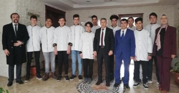 Dünya Demre'ye, Demre Avrupa'ya