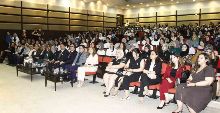 Dünya Ebeler Günü Paneli Gaziantep'te Gerçekleşti