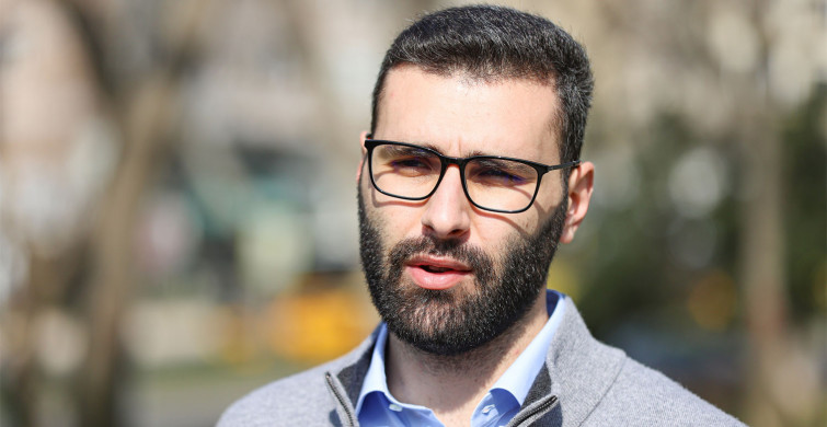Dünya Filistin’deki soykırımı onun gözünden tanıdı: Filistinli gazeteci Mutez el-Azayize İstanbul’a geldi!
