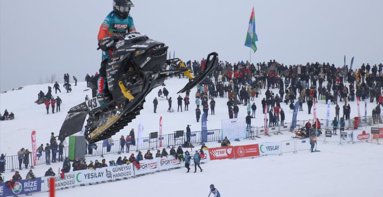 Dünya Kar Motosikleti Şampiyonası'nda Sıralama Yarışları Tamamlandı