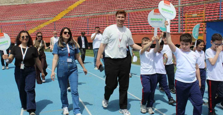 Dünya Sağlık İçin Hareket Et Günü'nde Yürüyüş Etkinliği