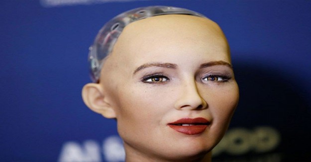 Dünyaca Ünlü Robot Sophia Bir Kez Daha İstanbul'da