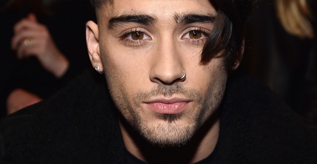 Dünyaca Ünlü Şarkıcı Zayn Malik Yaptırdığı Dövme Şaşkınlık Yarattı