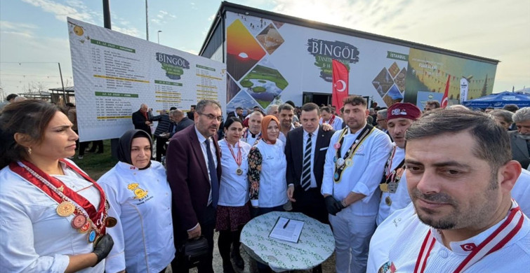 Dünyanın En Uzun Burma Kadayıfı İçin Guinness Başvurusu