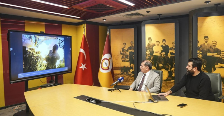 Dursun Özbek, AA'nın Yılın Kareleri Oylamasına Katıldı