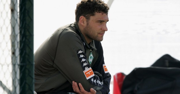 Dusko Tosic, Boşanma Protokolünü Hazırladı