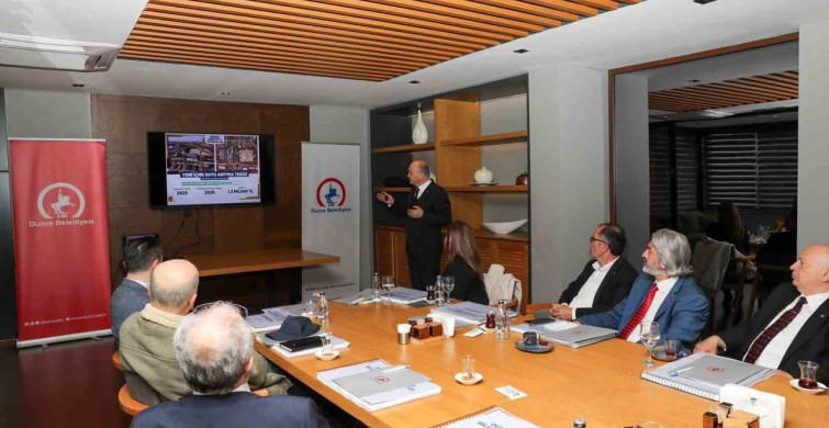 Düzce Belediye Başkanı Özlü, Siyasi Parti İl Başkanlarıyla Buluştu